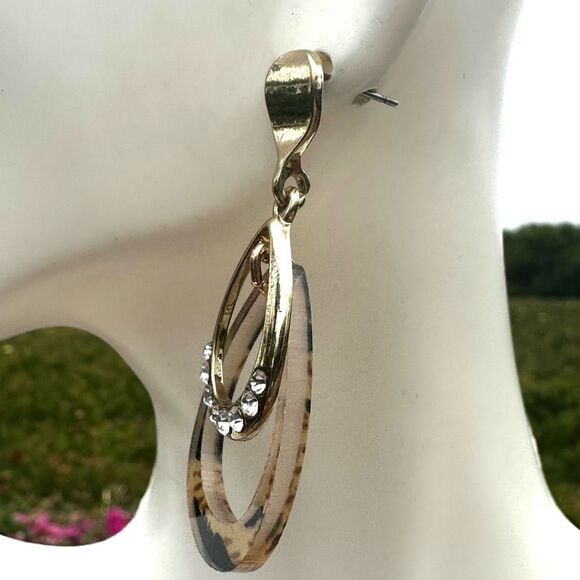 Tortoise shell gold tone rhinestone teardrop earrings - Picture 3 of 6